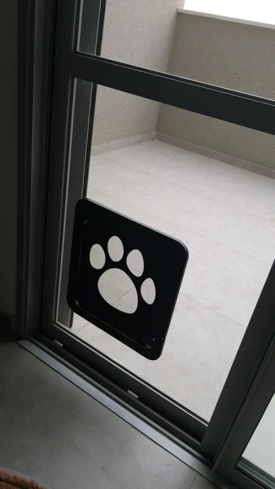 Pet Door Safety Locking Magnetic Screen With Locking Magnetic Screen Dog Paw Prints Anti Bite Cat Screen Door Pet Doorway